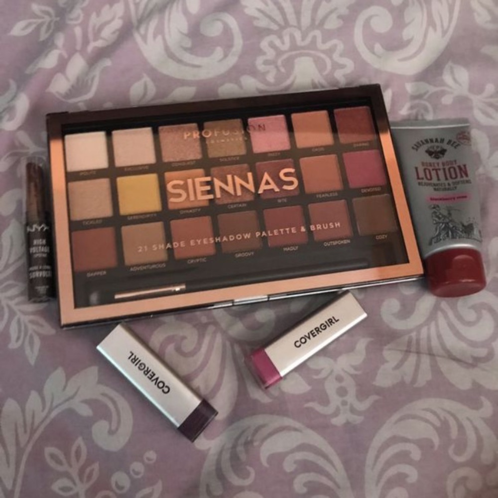Makeup Bundle